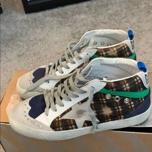 Golden Goose Mid Star in Camel Check Pony